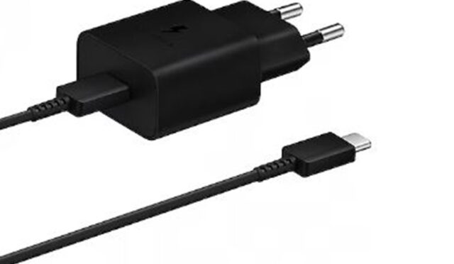USB-C Port 15W Şarj Adaptörü EP-T1510